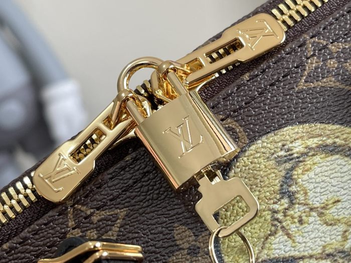 Handbag Louis Vuitton M59261 size 45 x 27 x 20cm