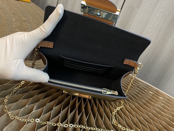 Handbag Louis Vuitton M44391 size 25.0 x 17.0 x 10.5cm M44580 size 20.0 x 15.0 x 9.0cm M68746 size 18.5x12x5cm