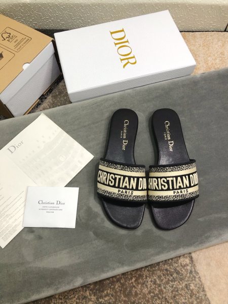 DIOR Dway Slide Slippers Women's Black