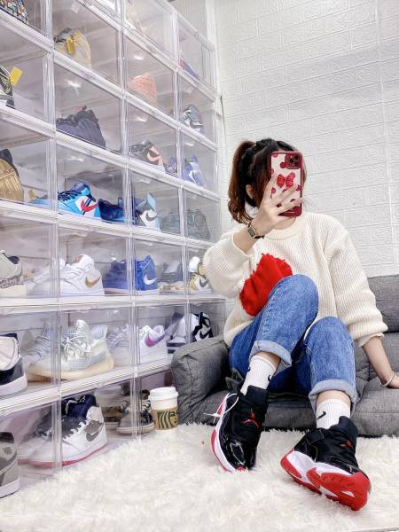 Jordan 11 CMFT Low Bred