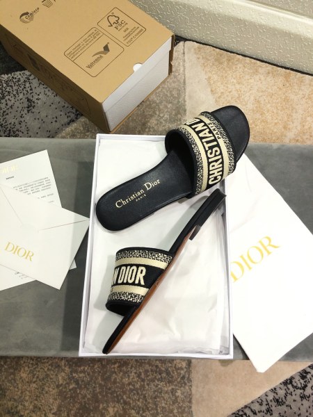 DIOR Dway Slide Slippers Women's Black