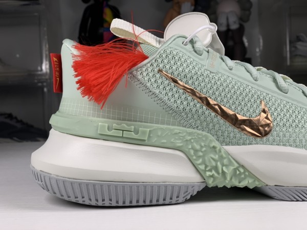 Nike LeBron Ambassador 13 Empire Jade