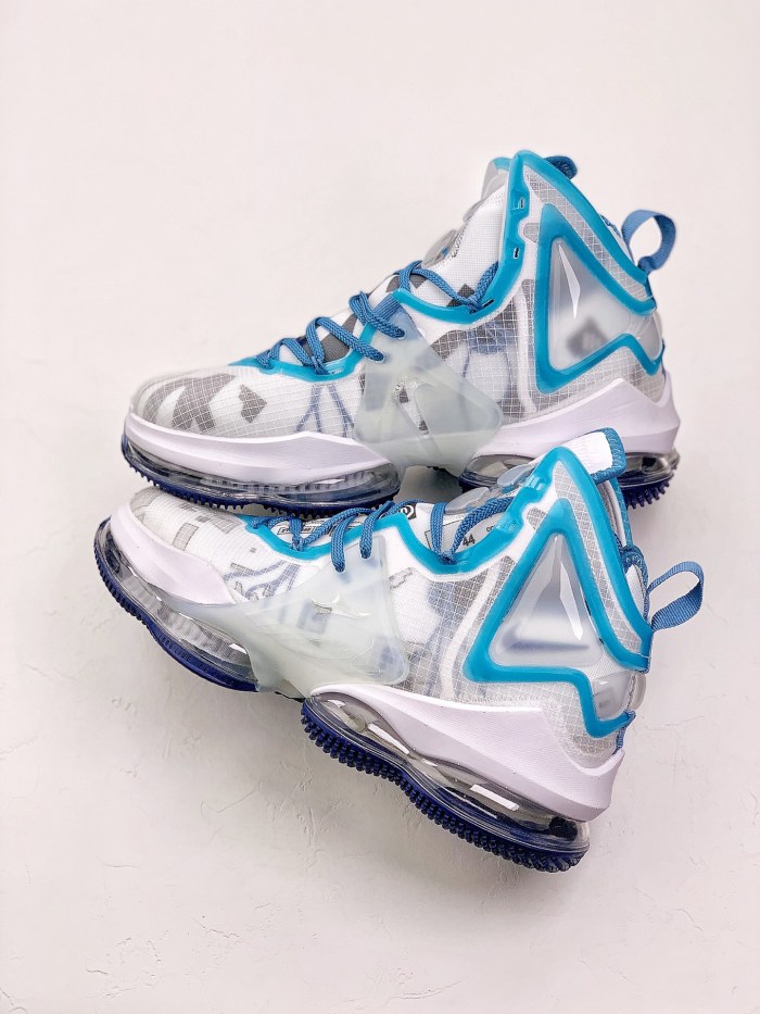 Nike Lebron 19 Space Jam