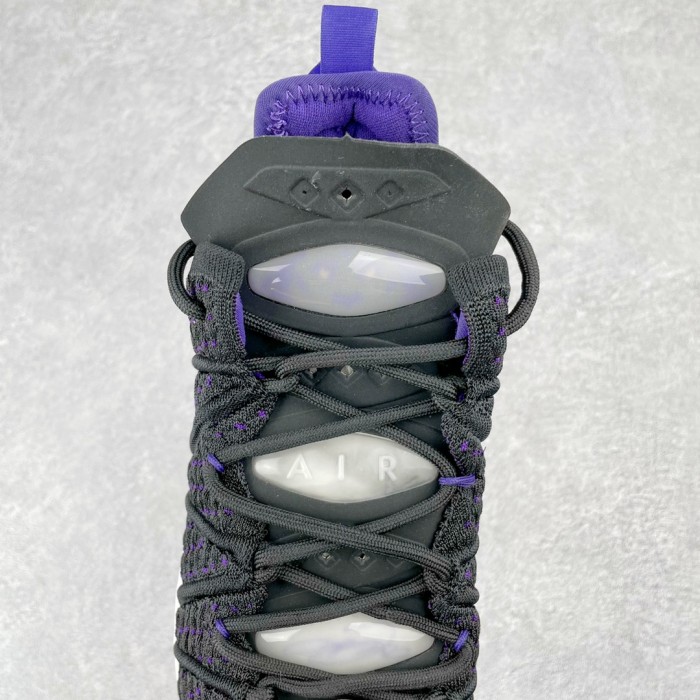 Nike LeBron 18 Lakers