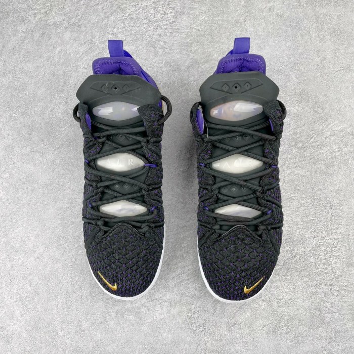 Nike LeBron 18 Lakers