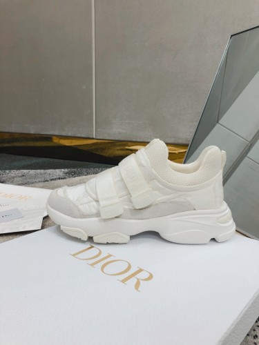 DIOR D Wander White Women's