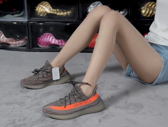 adidas Yeezy Boost 350 V2 Beluga