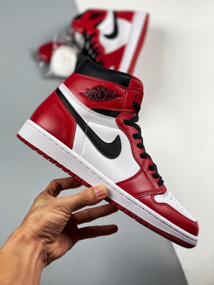 Jordan 1 Retro Chicago (2015)