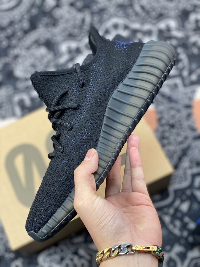 adidas Yeezy Boost 350 V2 Dazzling Blue