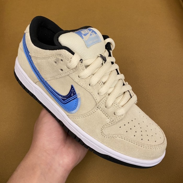 Nike SB Dunk Low Truck It