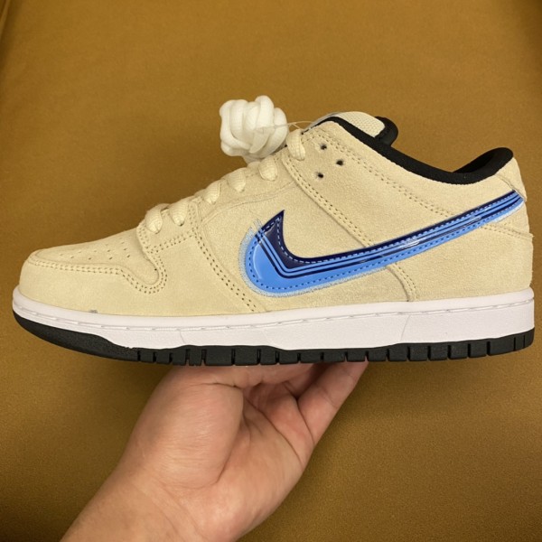 Nike SB Dunk Low Truck It