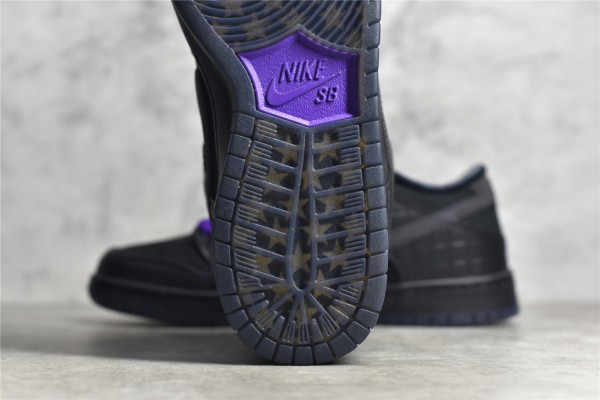 Nike SB Dunk Low Familia First Avenue