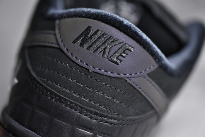 Nike SB Dunk Low Familia First Avenue