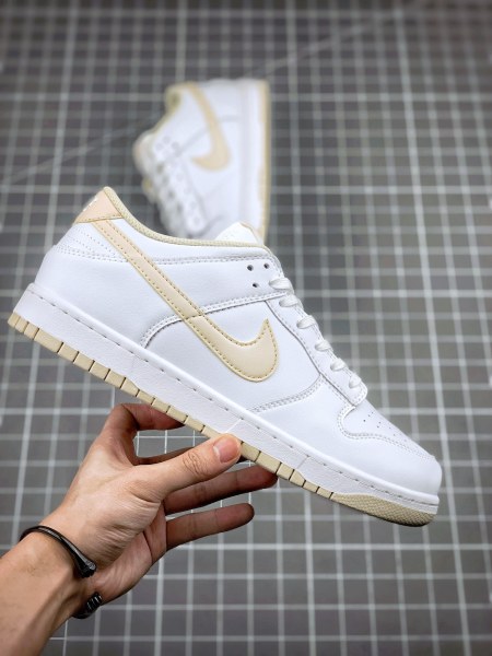 Nike Dunk Low Pearl White (W)