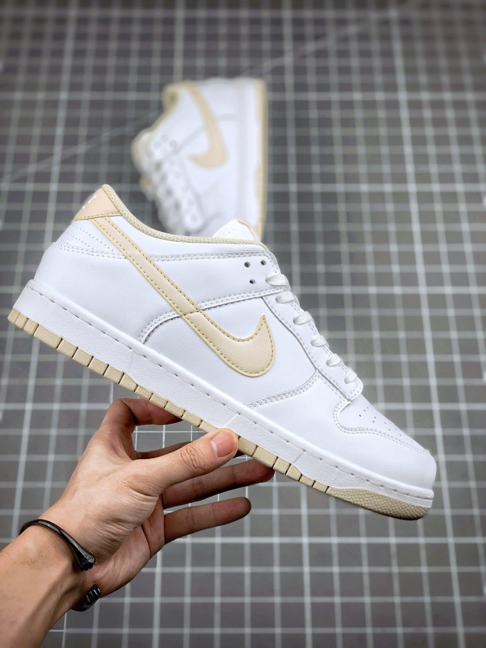 Nike Dunk Low Pearl White (W)