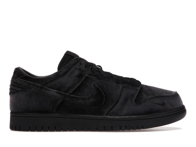Nike Dunk Low Dover Street Market Triple Black Velvet