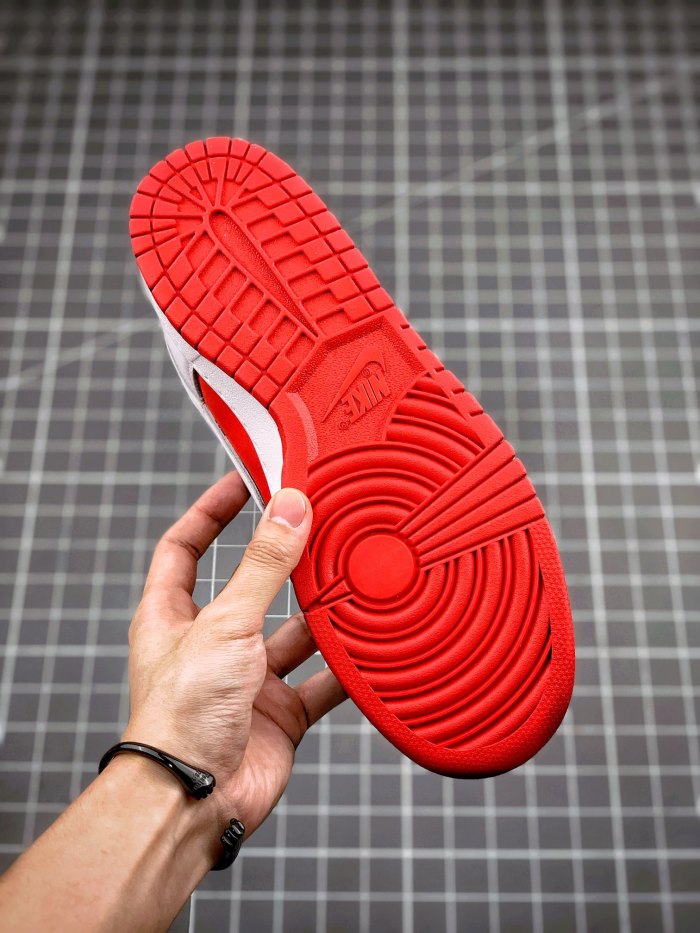 Nike Dunk Low Championship Red (2021)