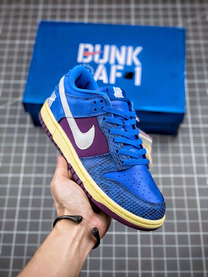 Nike Dunk Low Undefeated 5 On It Dunk vs. AF1
