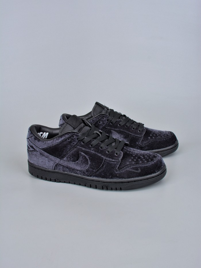 Nike Dunk Low Dover Street Market Triple Black Velvet