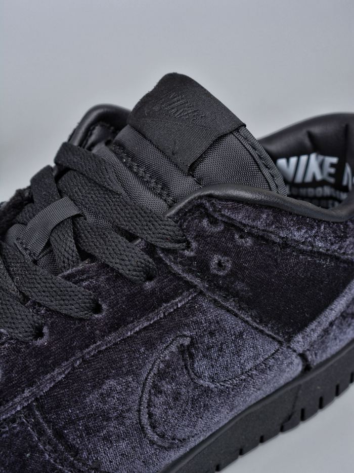 Nike Dunk Low Dover Street Market Triple Black Velvet