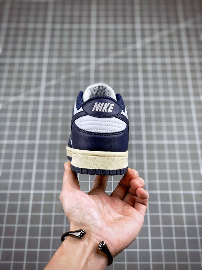 Nike Dunk Low Vintage Navy (W)