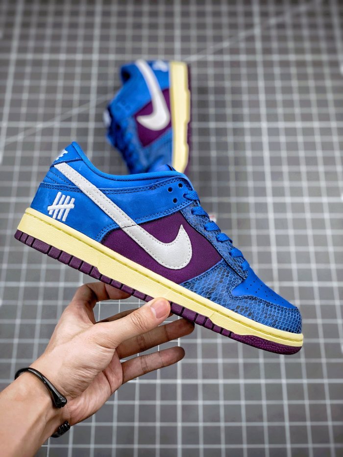 Nike Dunk Low Undefeated 5 On It Dunk vs. AF1