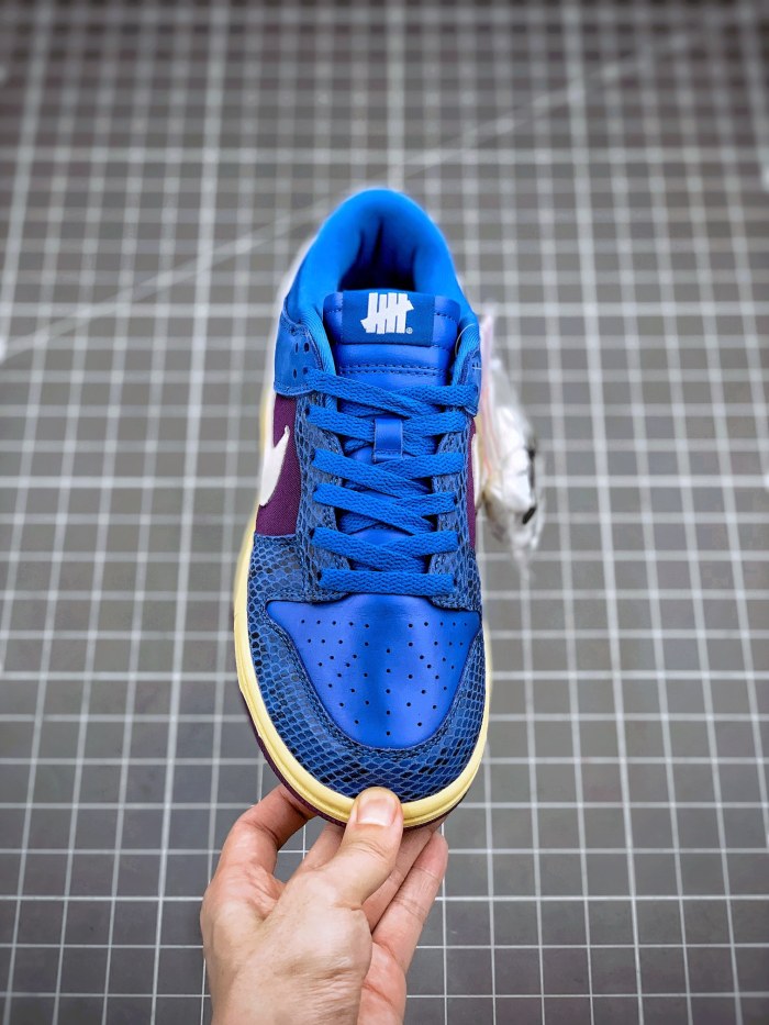 Nike Dunk Low Undefeated 5 On It Dunk vs. AF1