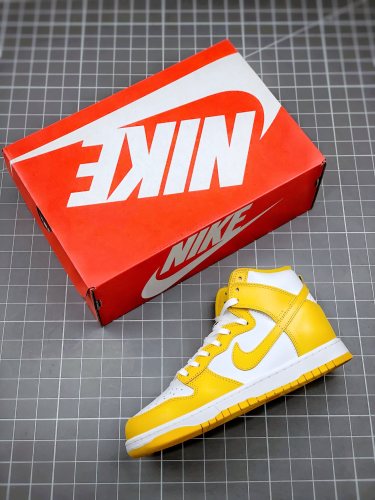 Nike Dunk High Dark Sulfur (W)