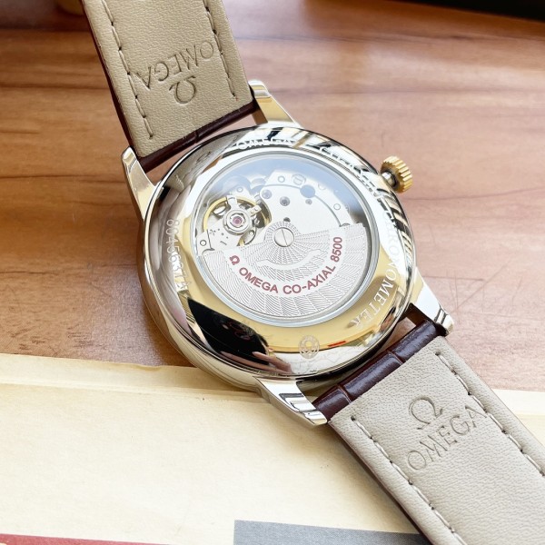 Watch OMEGA 40mm 32mm * 11mm 5