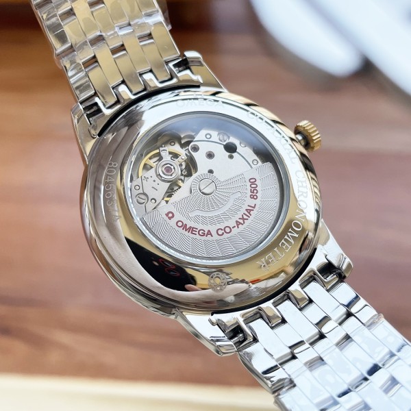 Watch OMEGA 40mm 32mm * 11mm 5