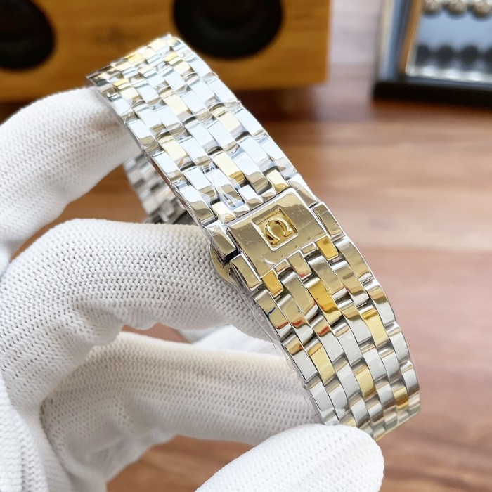 Watch OMEGA 40mm 32mm * 11mm 5