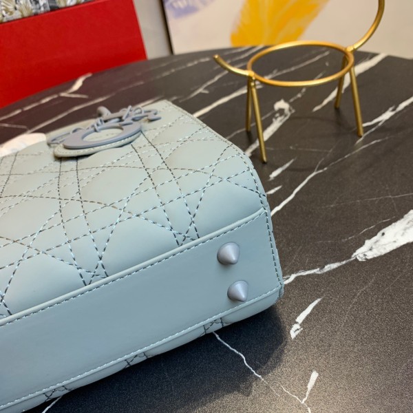 Lady Dior 戴妃 20x17x9CM 