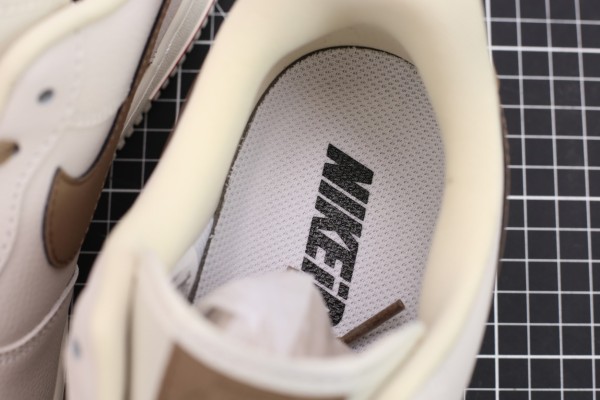 Nike Air Force 1 Low Premium