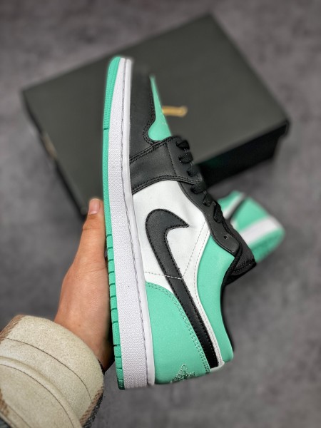 Jordan 1 Low Emerald Toe