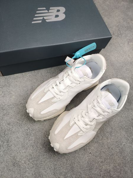 New Balance 327 White Moonbeam (W)