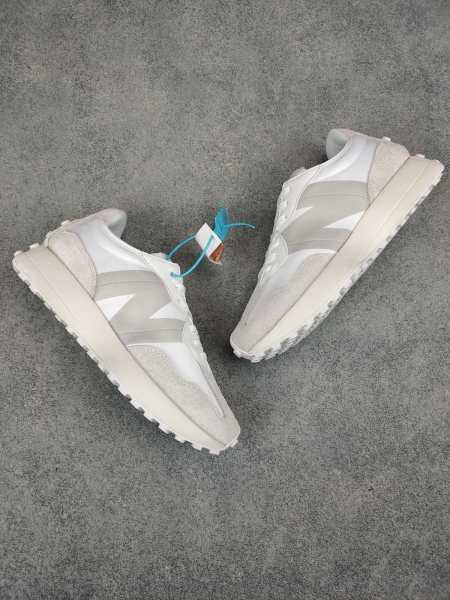 New Balance 327 White Moonbeam (W)