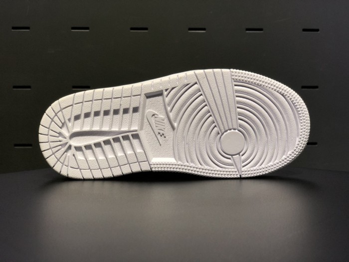 Kids jordan 1 high shoes 2