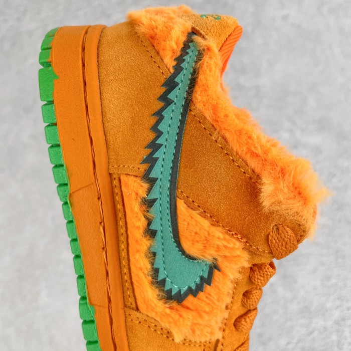 Kids NK dunk shoes 6