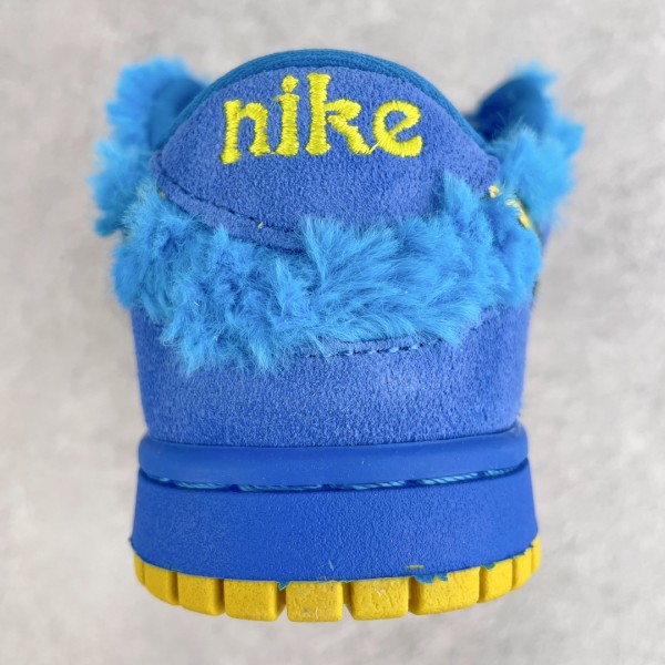 Kids NK dunk shoes 6