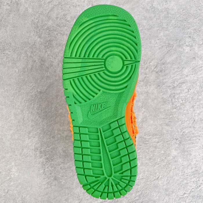 Kids NK dunk shoes 6