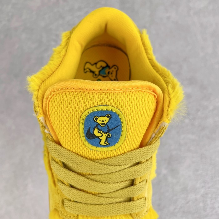 Kids NK dunk shoes 6