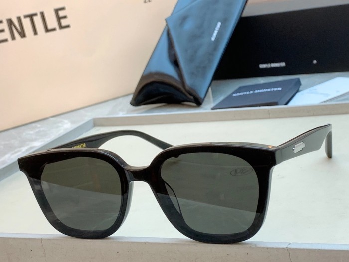 Sunglasses GENTLE MONSTER Lilit 01（BR）size:68口17-149