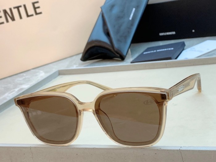 Sunglasses GENTLE MONSTER Lilit 01（BR）size:68口17-149