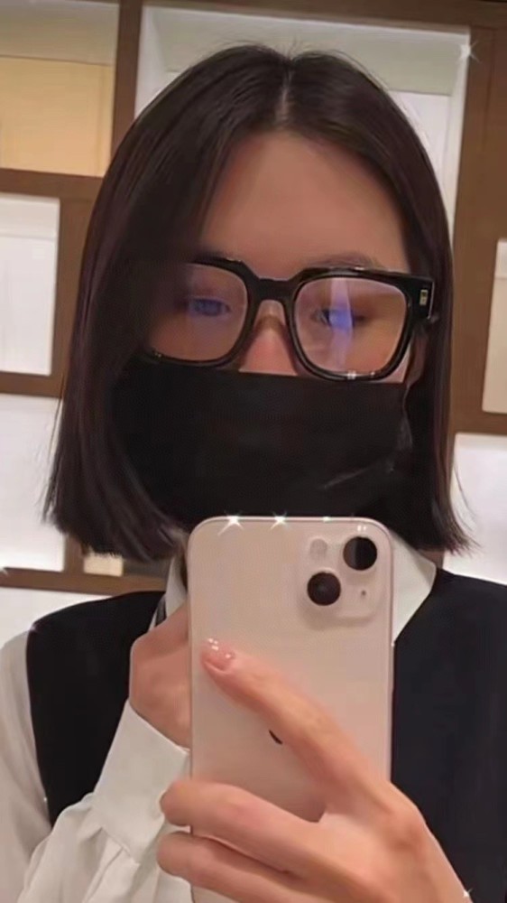 Sunglasses LOUIS VUITTON Z1597E SIZE：52口22-145