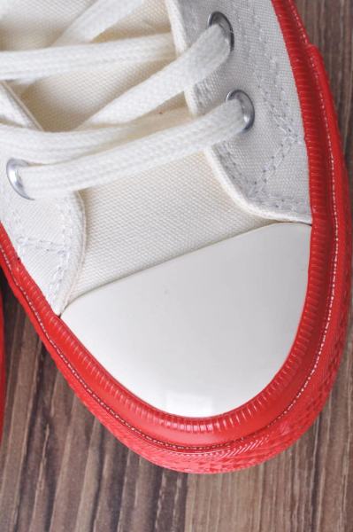Converse Chuck Taylor All-Star 70 Ox Comme des Garcons PLAY Egret Red Midsole