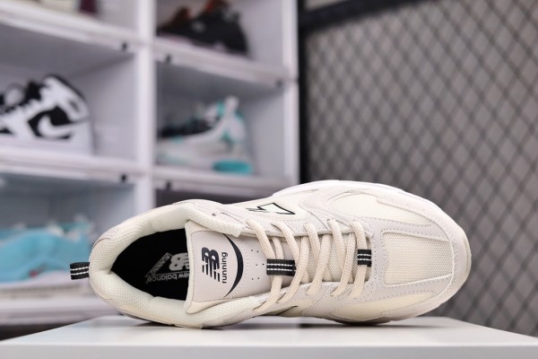 New Balance 530 Ivory