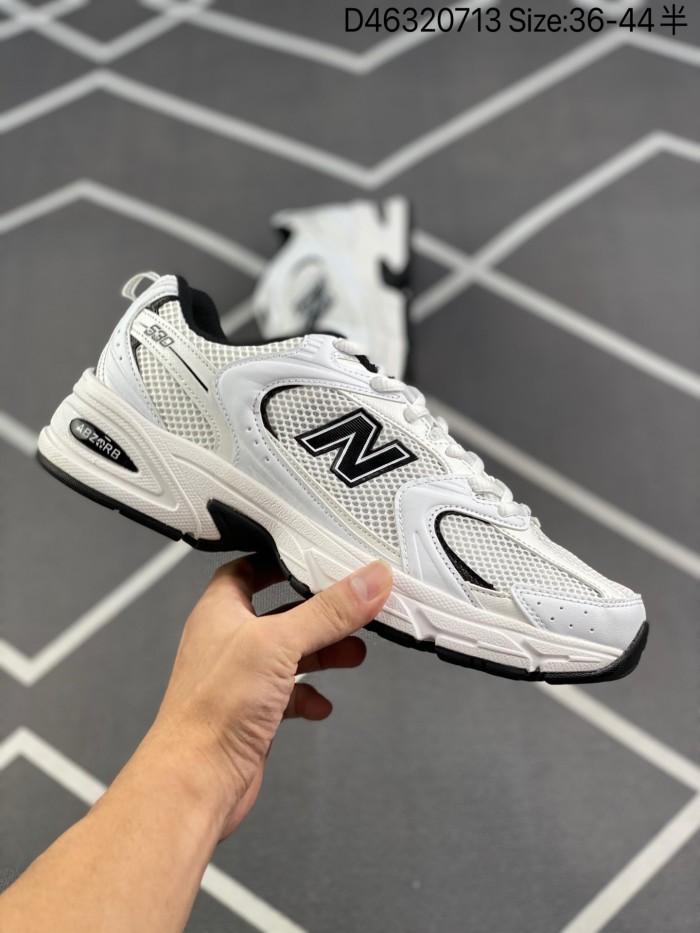 New Balance 530 White Black Details