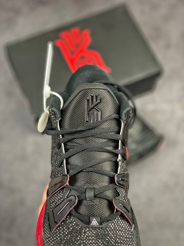 Nike Kyrie 7 Bred