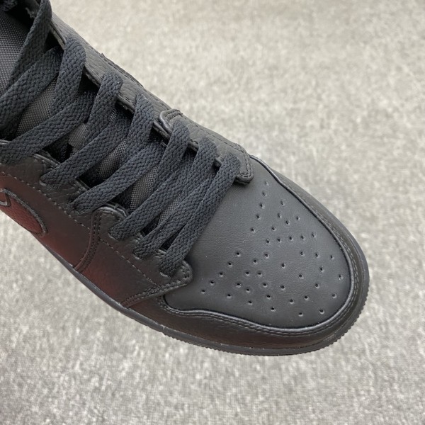 Jordan 1 Mid Triple Black