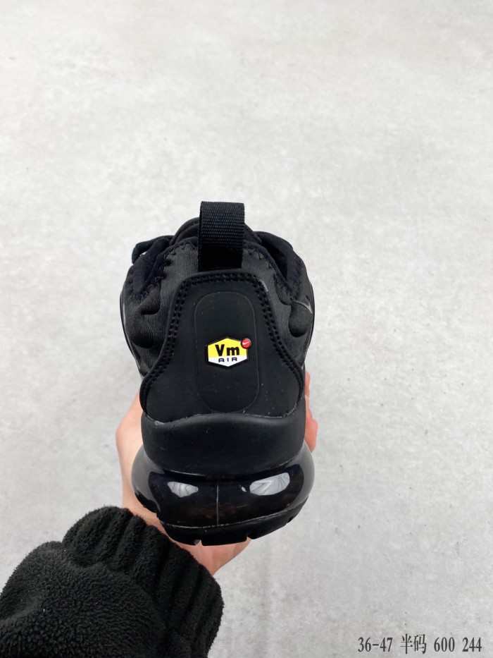 Nike Air VaporMax Plus Triple Black